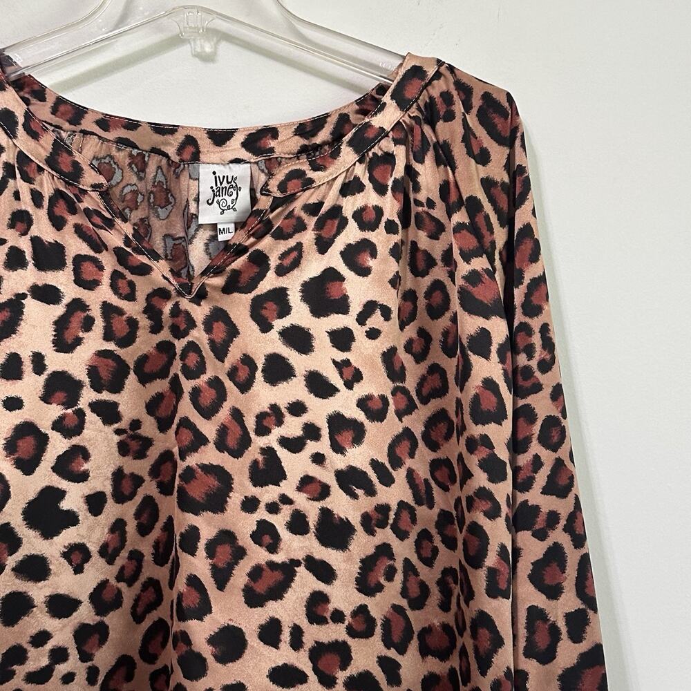 Ivy Jane Top M/L Leopard V Neck Balloon Sleeve Popover Party Cocktail Satin - Picture 3 of 9